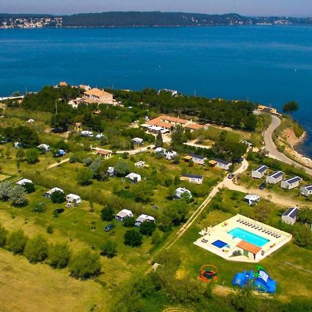 Camping Tikayan Felix De La Bastide Saint-Mitre-les-Remparts Esterno foto