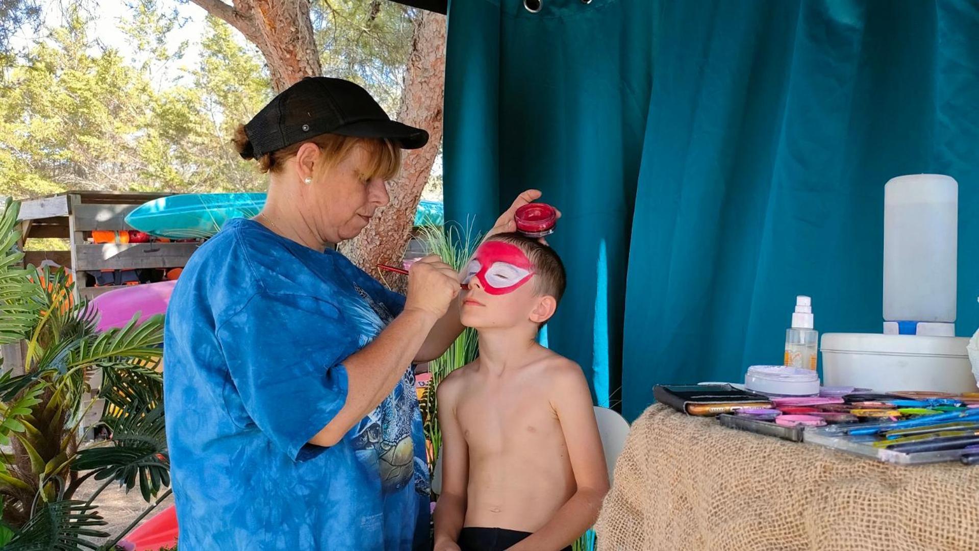 Camping Tikayan Felix De La Bastide Saint-Mitre-les-Remparts Esterno foto