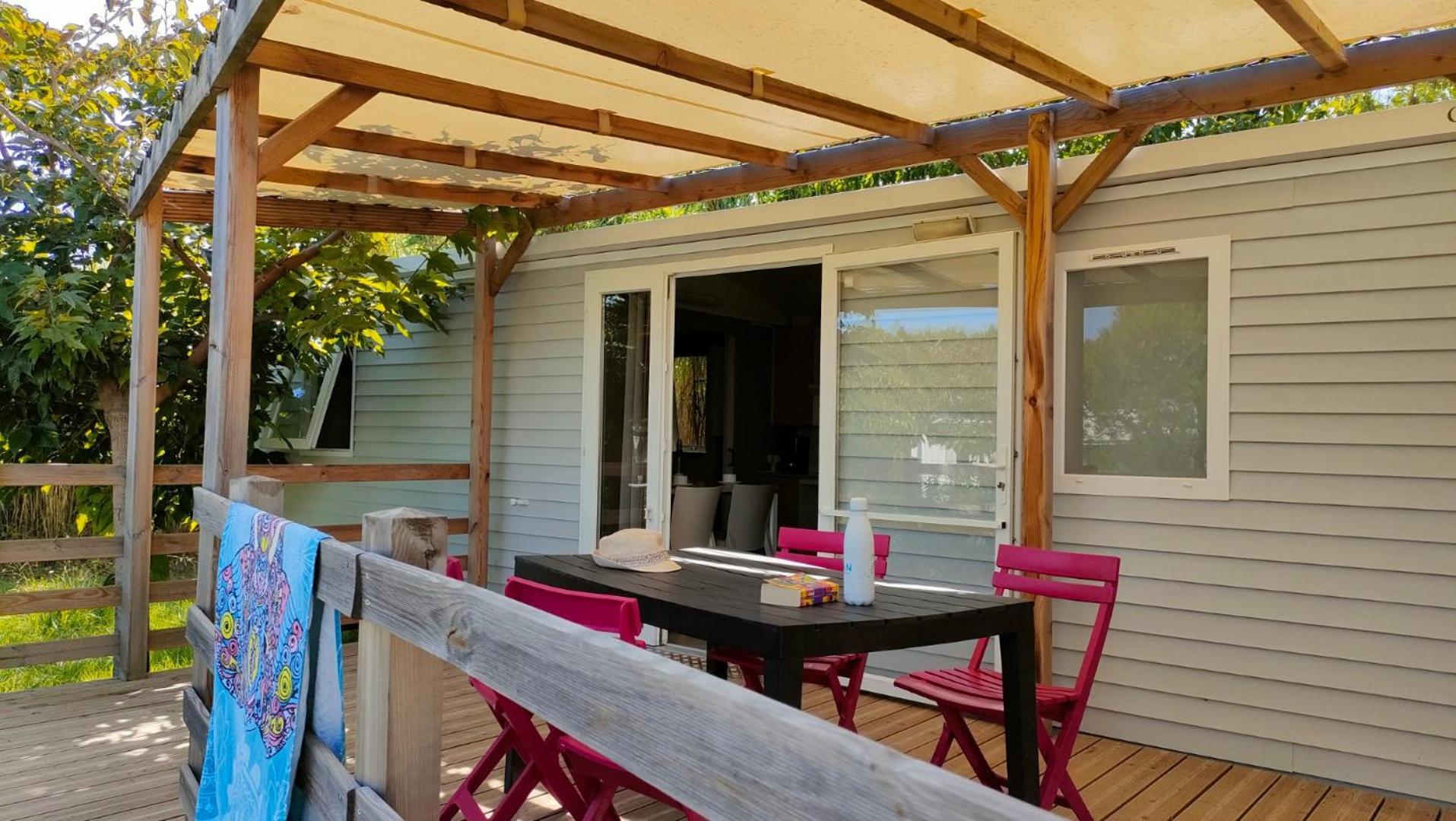 Camping Tikayan Felix De La Bastide Saint-Mitre-les-Remparts Esterno foto